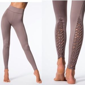 CARBON 38 Padang Beige Legging Size XS